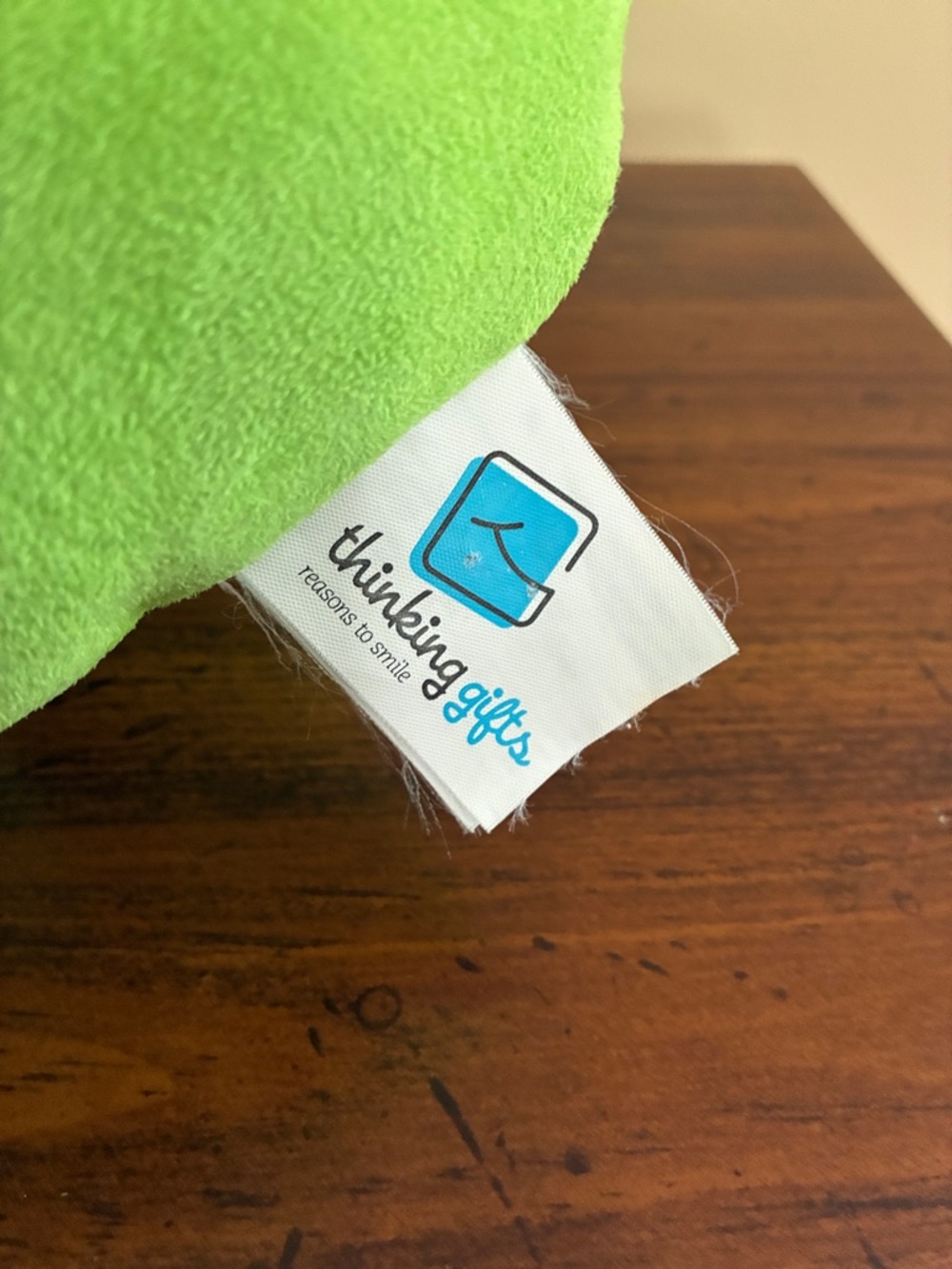 Thinking Gifts - BOOK MONSTER Book/Tablet Stand - Picture 5 of 10